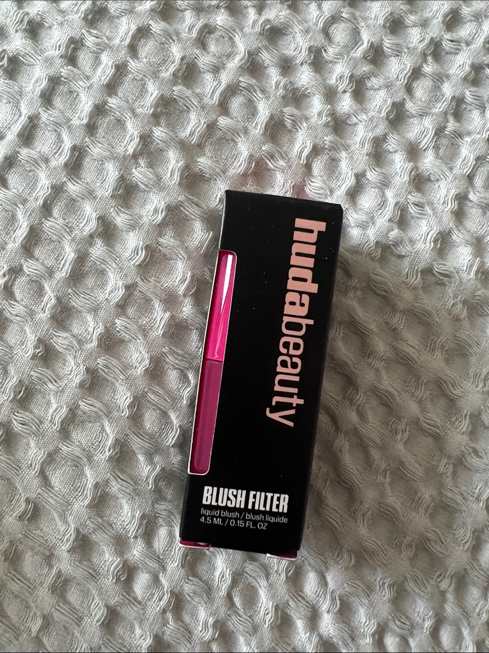 HUDA BEAUTY Blush Filter Liquid Blush - Intense Guava